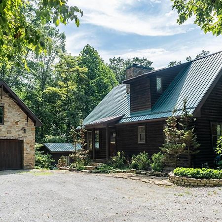 Cozy 2 Bedroom Cabin Nestled In Wooded Hideaway Monterey Exterior foto